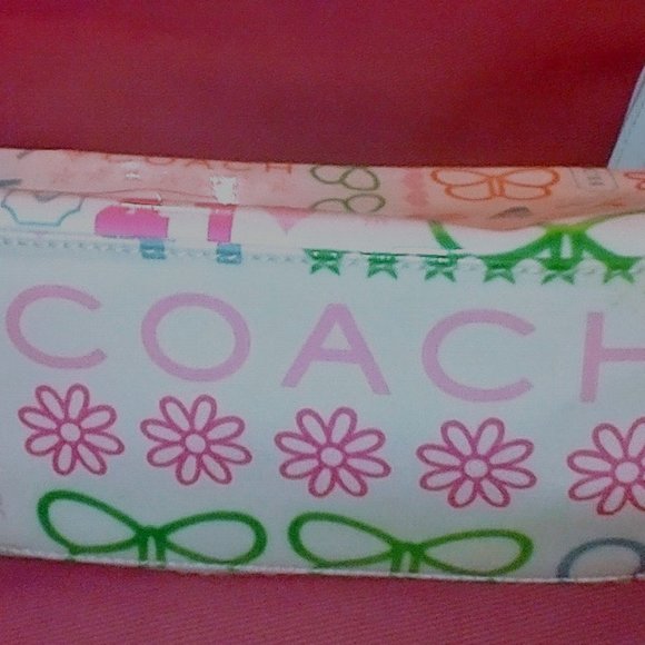 NWT Vintage Coach Purse or Makeup Bag-White with pink/green/blue/orange - Picture 3 of 8